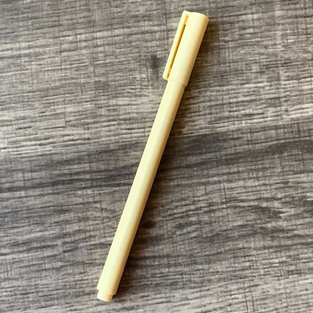 🍒🍒 (Bundle Only) Slim Matte Yellow Infinity Pencil with Replacement Nibs